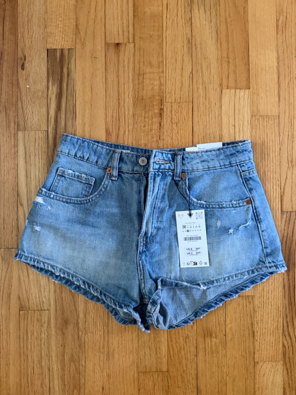 Zara mini A line shorts
